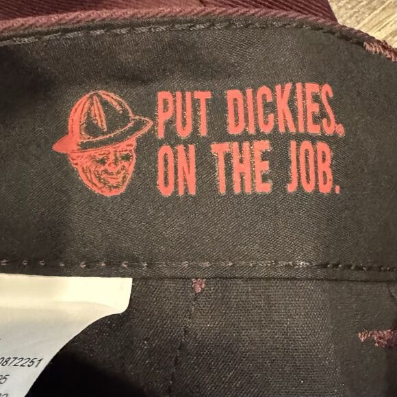 Dickies Skateboarding Regular Fit Pants Men's  30x32  Maroon Twill New W/ Tags - Picture 9 of 11